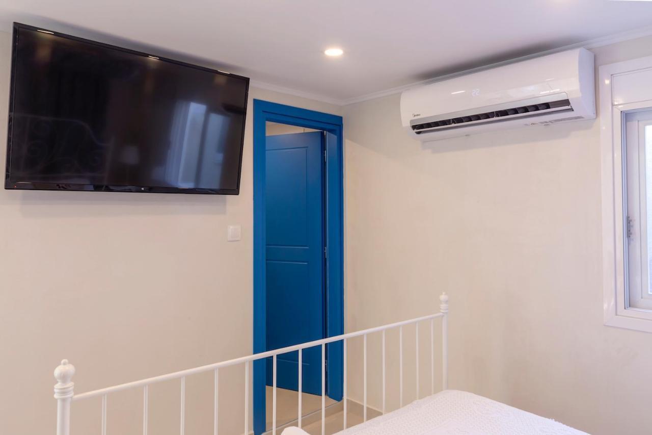 Blue And White Apartment Vipgreece Афіни Екстер'єр фото