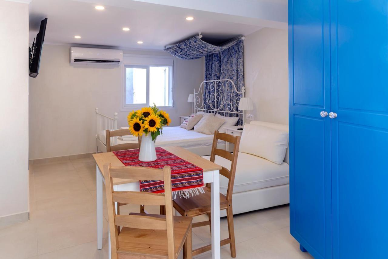 Blue And White Apartment Vipgreece Афіни Екстер'єр фото